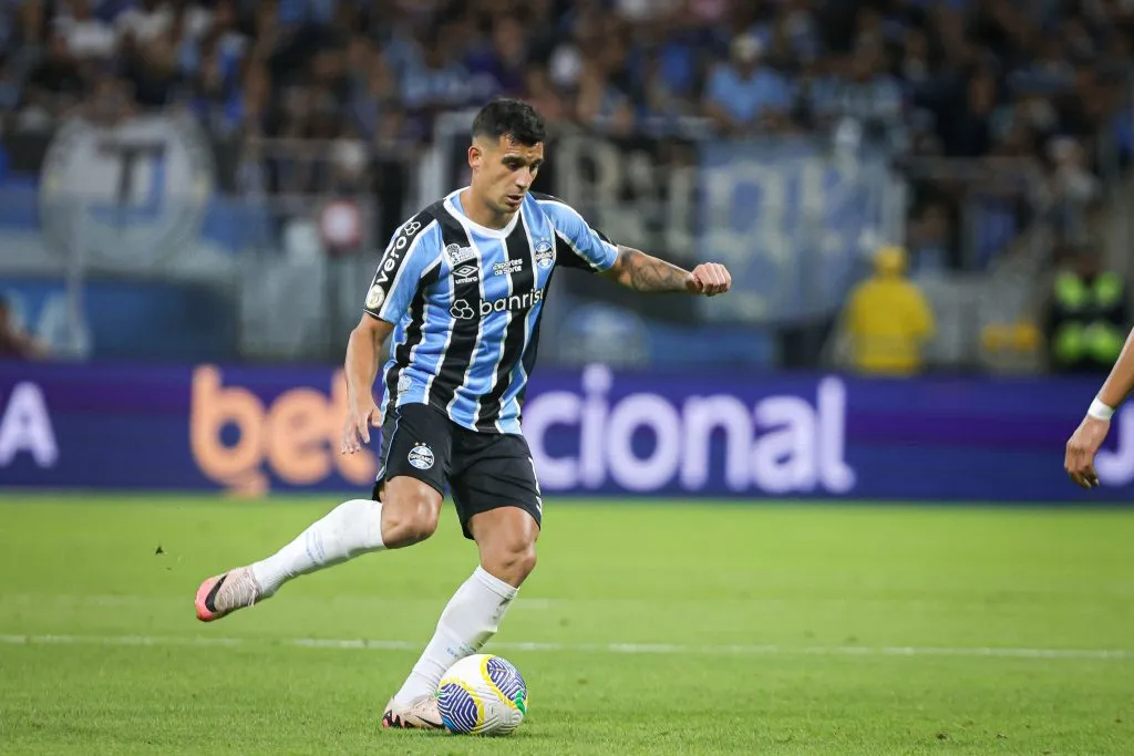 Cristaldo jogador do Grêmio durante partida contra o Juventude em 2024  –  Foto: Maxi Franzoi/AGIF