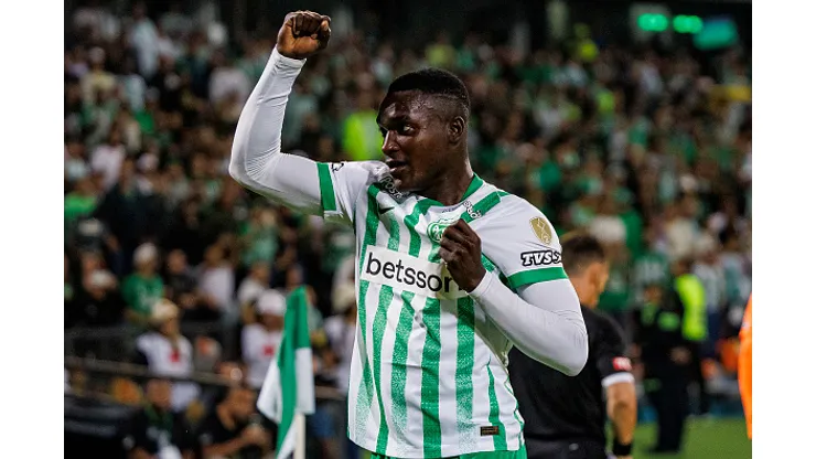 MEDELLIN, COLOMBIA - APRIL 2: Kevin Viveros of Atletico Nacional celebrates his goal during the Copa CONMEBOL Libertadores 2025 match between Atletico Nacional and Nacional at Estádio Atanasio Girardot on April 2, 2025 in Medellin, Colombia. (Photo by Mauricio Duque/Eurasia Sport Images/Getty Images)