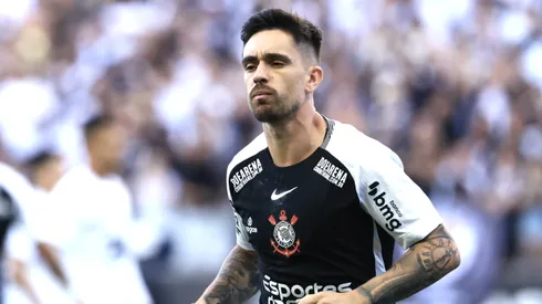 Igor Coronado jogador do Corinthians durante partida contra o Santos no estadio Arena Corinthians pelo campeonato Brasileiro A 2025.