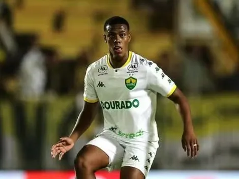 Lucas Eduardo tem futuro definido no Vasco após oferta do exterior