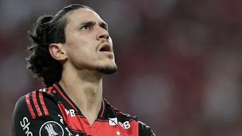 RJ – RIO DE JANEIRO – 28/05/2025 – COPA LIBERTADORES 2025, FLAMENGO X DEPORTIVO TACHIRA – Pedro jogador do Flamengo durante partida contra o Deportivo Tachira no estadio Maracana pelo campeonato Copa Libertadores 2025. Foto: Thiago Ribeiro/AGIF