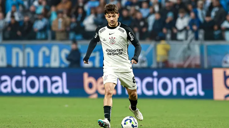 Garro, do Corinthians, pode ser novo reforço do Flamengo. Foto: Marcello Zambrana/AGIF
