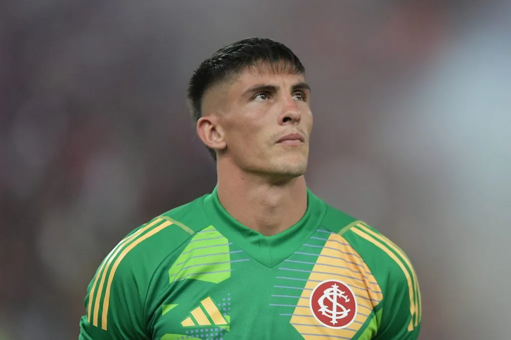 SP – RIO DE JANEIRO – 29/03/2025 – BRASILEIRO A 2025, FLAMENGO X INTERNACIONAL – Rochet goleiro do Internacional durante partida contra o Flamengo no estadio Maracana pelo campeonato Brasileiro A 2025. Foto: Thiago Ribeiro/AGIF