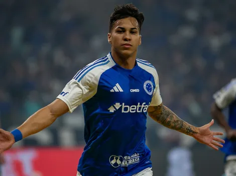 Atacante do Cruzeiro relembra rebaixamento que chocou o país