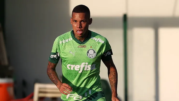 O jogador Garcia, da SE Palmeiras, durante treinamento, na Academia de Futebol. (Foto: Cesar Greco/Palmeiras/by Canon)