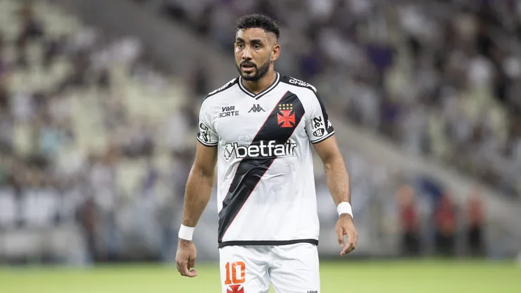 CE - FORTALEZA - 15/04/2025 - BRASILEIRO A 2025, CEARA X VASCO - payet jogador do Vasco durante partida contra o Ceara no estadio Arena Castelao pelo campeonato Brasileiro A 2025. Foto: Baggio Rodrigues/AGIF