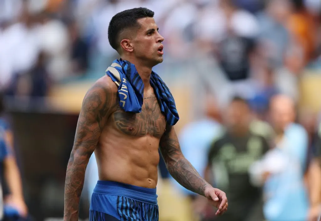João Cancelo durante confronto entre Al-Hilal e Real Madrid no Mundial de Clubes de 2025. (Photo by Dan Mullan/Getty Images)