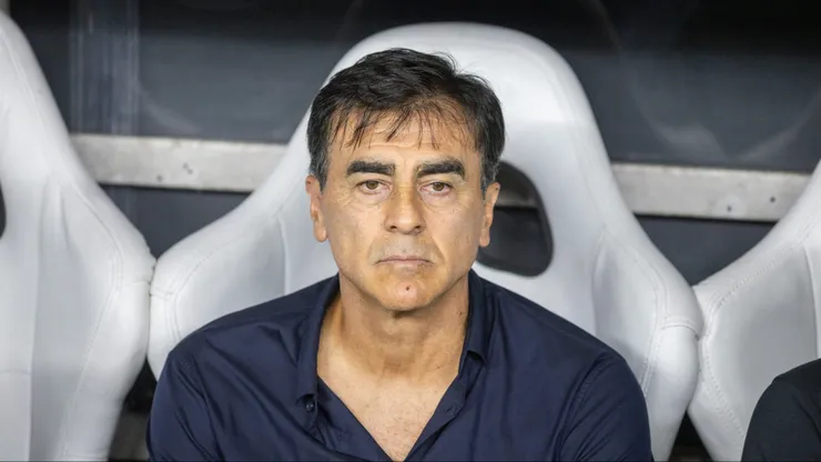 Grêmio anunciou o desligamento de Quinteros e sua comissão técnica em abril. Foto: Baggio Rodrigues/AGIF