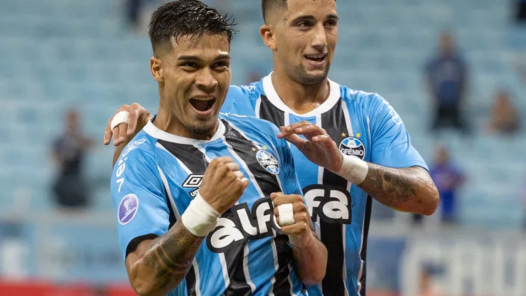 Matías Arezo, atacante do Grêmio. Maxi Franzoi/AGIF
