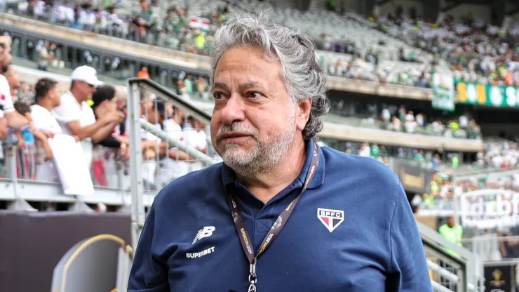 MG - BELO HORIZONTE - 04/02/2024 - SUPERCOPA 2024, PALMEIRAS X SAO PAULO - Julio Casares Presidente do Sao Paulo durante partida contra o Palmeiras no estadio Mineirao pelo campeonato Supercopa 2024. Foto: Gilson Lobo/AGIF