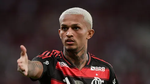 Wesley falhou no primeiro gol sofrido pelo Flamengo.