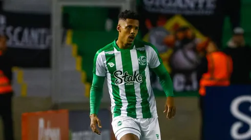 Caique, jogador do Juventude
