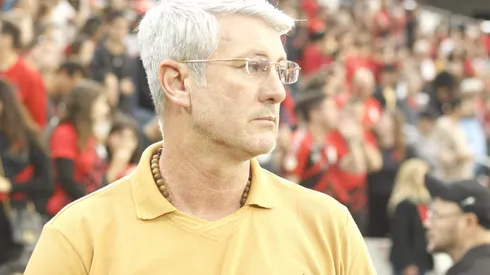 Odair Hellmann tecnico do Athletico-PR