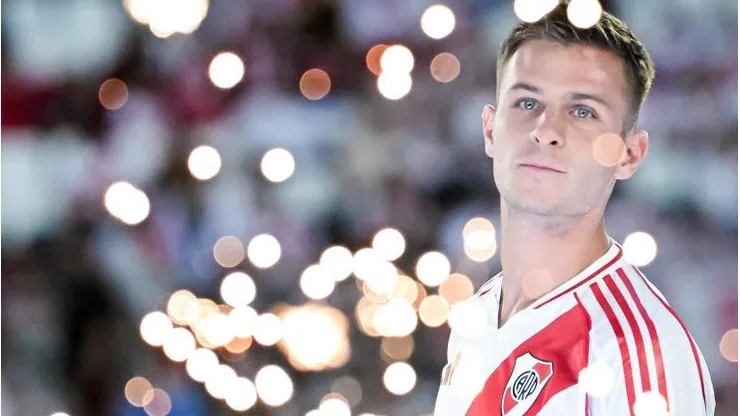 BUENOS AIRES, ARGENTINA - JANUARY 21: (EDITOR'S NOTE: Image taken with double exposure) Giuliano Galoppo of River Plate looks on prior to a international friendly match between River Plate and Mexico at Estadio Más Monumental Antonio Vespucio Liberti on January 21, 2025 in Buenos Aires, Argentina. (Photo by Marcelo Endelli/Getty Images)