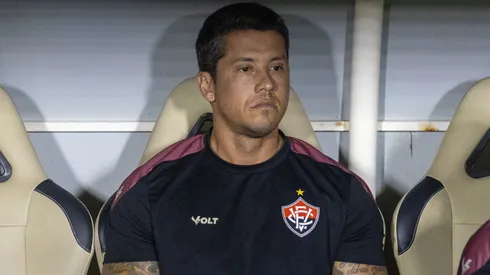 Thiago Carpini, técnico do Vitória. Fabio Giannelli/AGIF