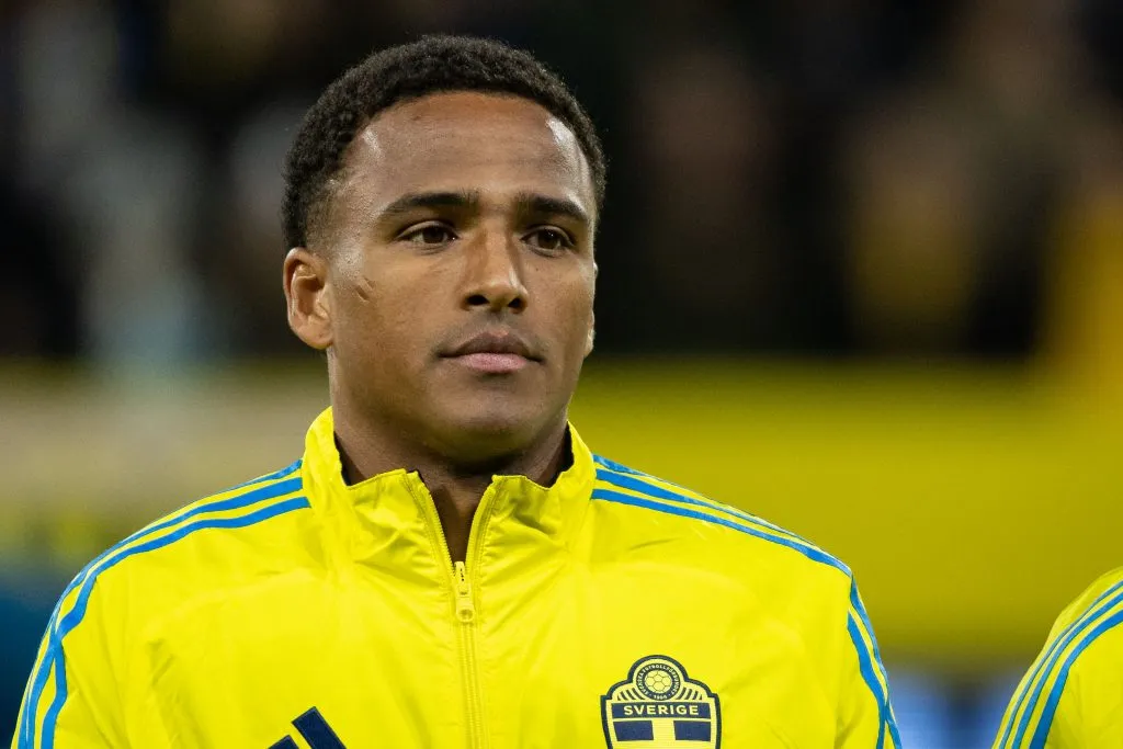 SOLNA, SWEDEN – NOVEMBER 16: Niclas Eliasson of Sweden during the UEFA Nations League 2024/25 League C Group C1 match between Sweden and Slovakia at Strawberry Arena on November 16, 2024 in Solna, Sweden. (Photo by Michael Campanella/Getty Images)