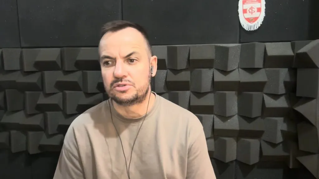 Vagner Martins, jornalista e torcida do Internacional.