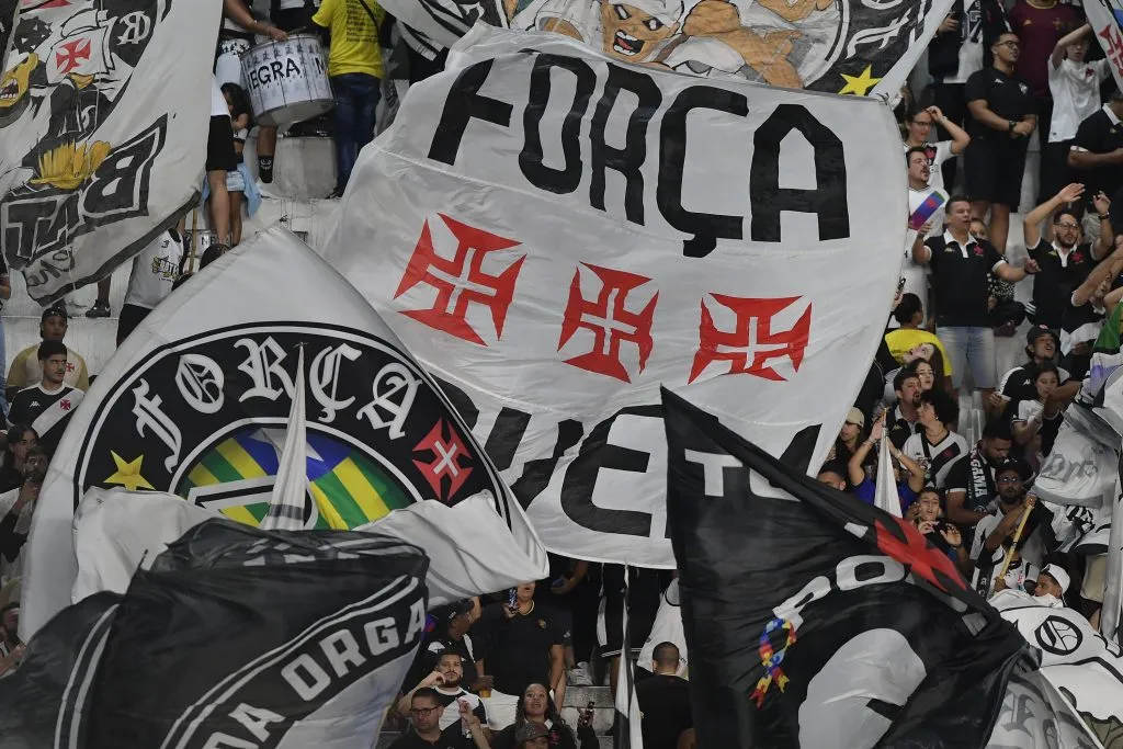 RJ – RIO DE JANEIRO – 31/05/2025 – BRASILEIRO A 2025, VASCO X BRAGANTINO – Torcida do Vasco durante partida contra Bragantino no estadio Sao Januario pelo campeonato Brasileiro A 2025. Foto: Thiago Ribeiro/AGIF