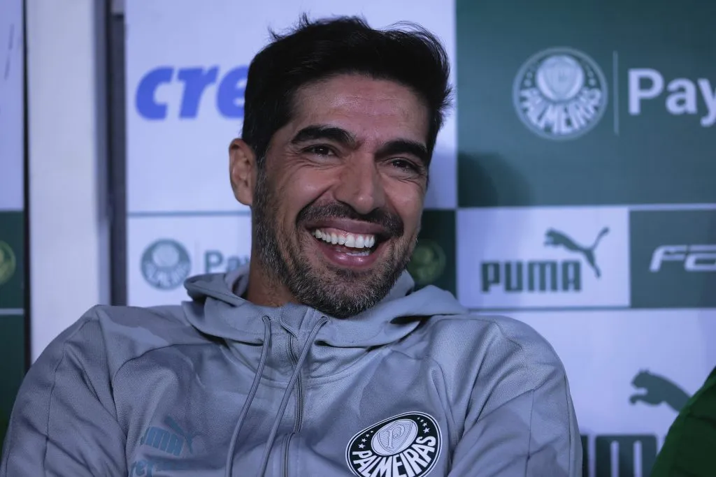 SP – SAO PAULO – 20/06/2024 – BRASILEIRO A 2024, PALMEIRAS X BRAGANTINO – Abel Ferreira tecnico do Palmeiras durante partida contra o Bragantino no estadio Arena Allianz Parque pelo campeonato Brasileiro A 2024. Foto: Ettore Chiereguini/AGIF