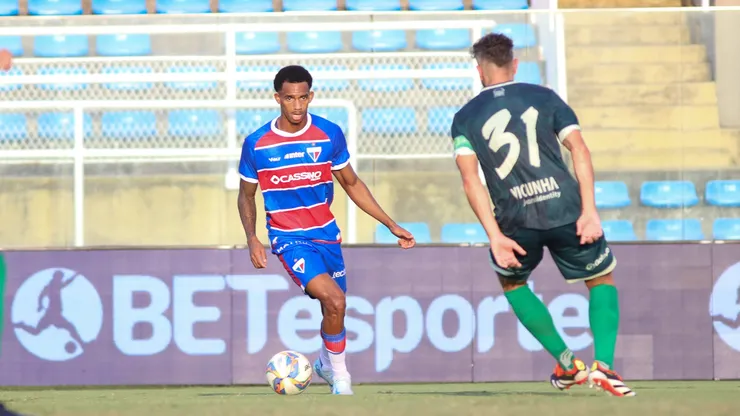 Dylan Borrero jogador do Fortaleza durante partida contra o Floresta no estadio Presidente Vargas (CE) pelo campeonato Cearense 2025.