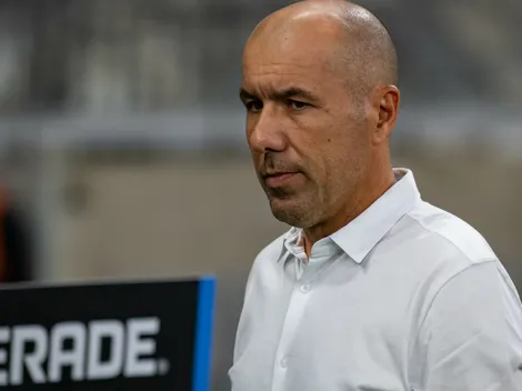 Cruzeiro define chegada de jogador pedido por Leonardo Jardim