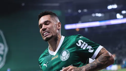 Paulinho fez um forte desabafo no Palmeiras.