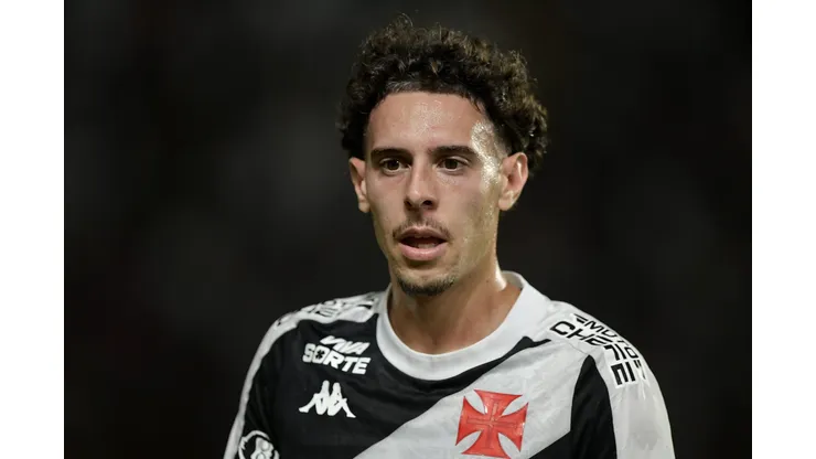 Nuno Moreira durante confronto contra o Operário na Copa do Brasil 2025.