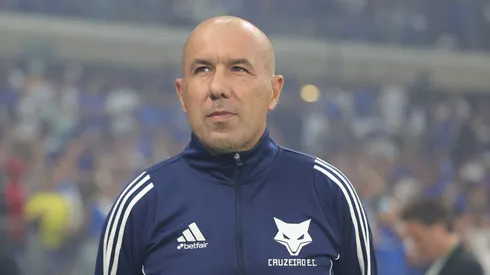 Leonardo Jardim pode negociar Rodriguinho.