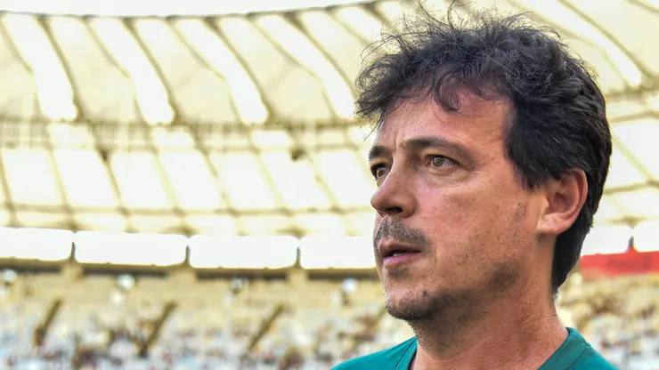 Fernando Diniz tecnico do Fluminense durante partida contra o Flamengo no estadio Maracana pelo campeonato Carioca 2024.