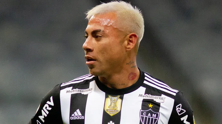 Eduardo Vargas jogador do Atletico-MG durante partida contra o Bragantino no estadio Mineirao pelo campeonato Brasileiro A 2022.