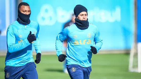 Jogadores do Grêmio durante treino. FOTO: LUCAS UEBEL/GREMIO FBPA