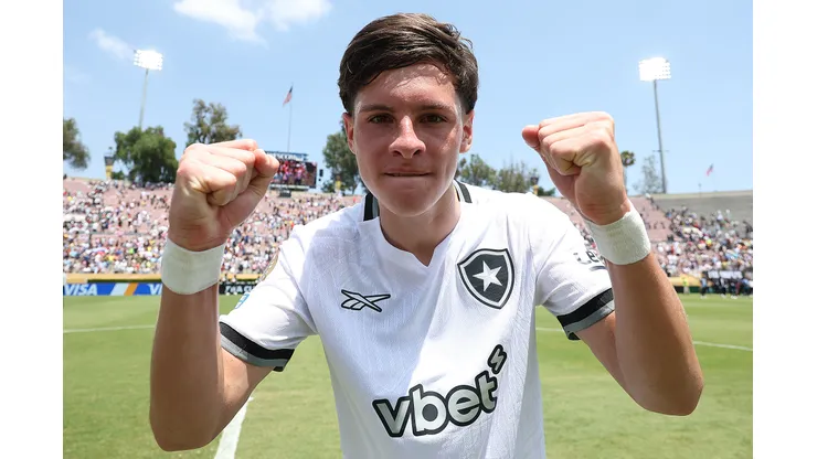 Foto: Vitor Silva/Botafogo - Montoro comemorando vitória contra o PSG.