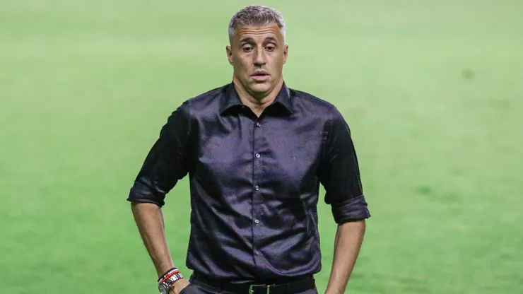 PE - Recife - 22/08/2021 - BRASILEIRO A 2021, SPORT X SAO PAULO - Hernan Crespo tecnico do Sao Paulo durante partida contra o Sport no estadio Ilha do Retiro pelo campeonato Brasileiro A 2021. Foto: Rafael Vieira/AGIF