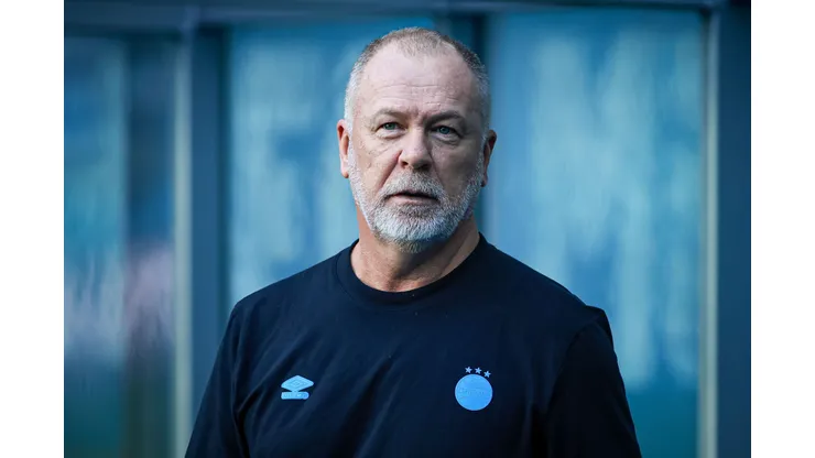 Mano Menezes, técnico do Grêmio