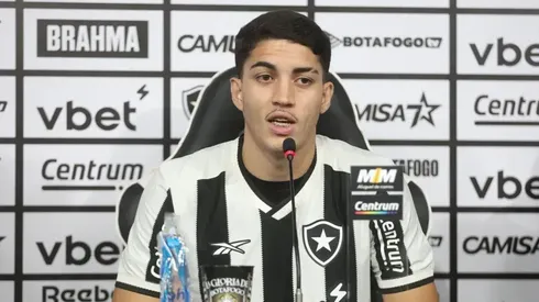 Jair, zagueiro do Botafogo. Foto: Vitor Silva/Botafogo