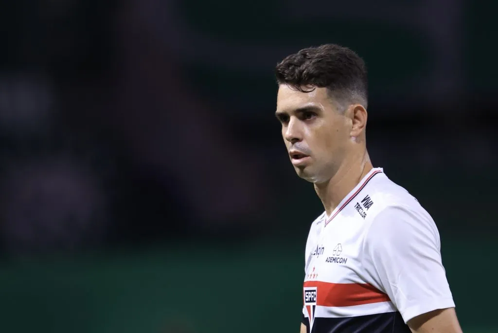 SP – SAO PAULO – 16/02/2025 – PAULISTA 2025, PALMEIRAS X SAO PAULO – Oscar jogador do Sao Paulo durante partida contra o Palmeiras no estadio Arena Allianz Parque pelo campeonato Paulista 2025. Foto: Marcello Zambrana/AGIF