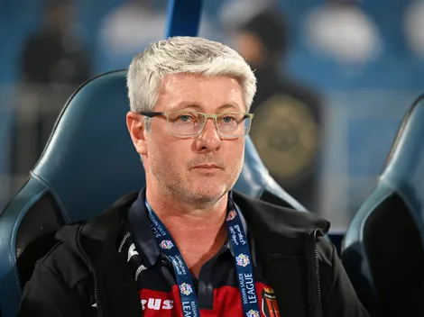 Odair pede e Athletico-PR fica próximo de Aguirre, do Atlético Nacional