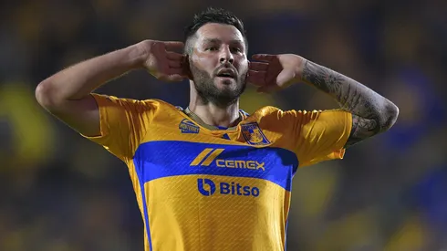 Gignac durante confronto entre Tigres e Cruz Azul no Torneo Apertura 2023.