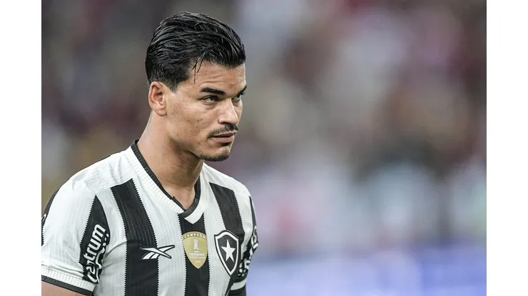 Danilo Barbosa durante confronto contra o Flamengo no Campeonato Carioca de 2025.