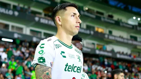 Rodrigo Echeverría durante confronto entre León e Toluca no Campeonato Mexicano.