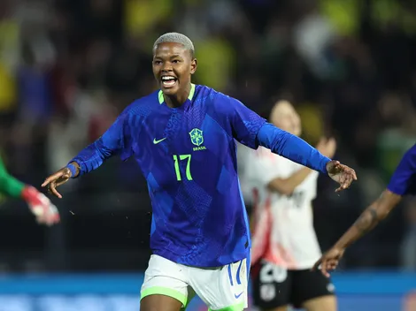 Técnico do seleção brasileira feminina destaca a importância de Jhonson, atacante do Corinthians