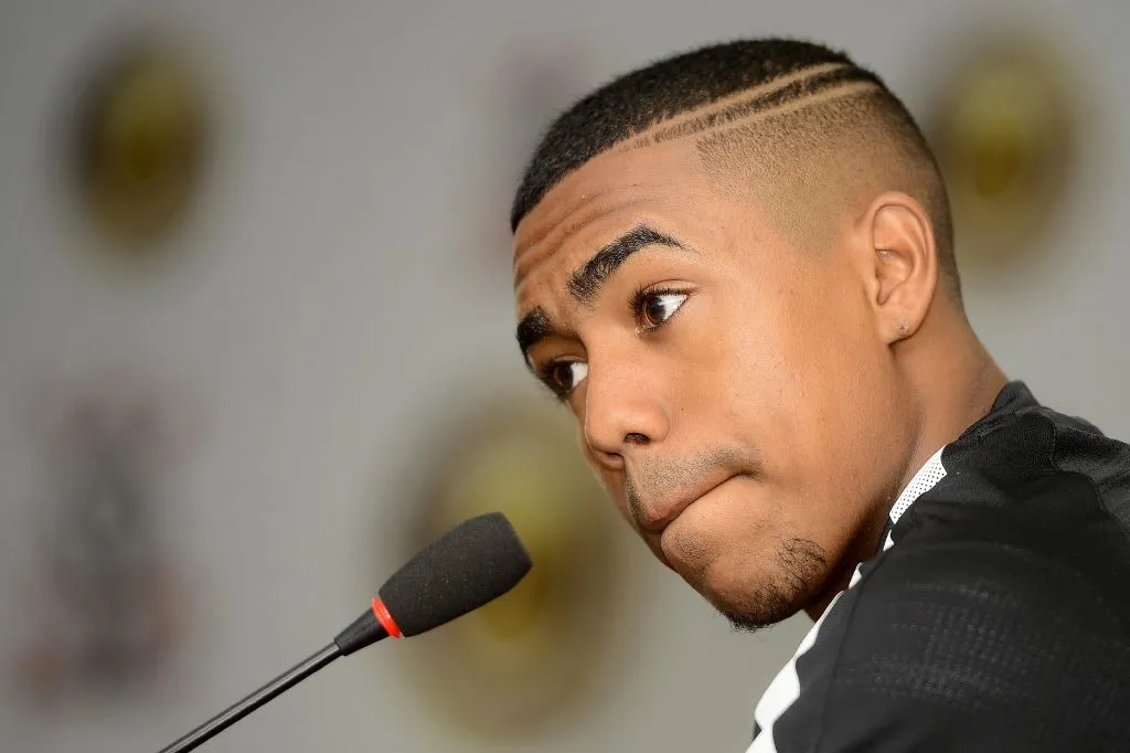 SAO PAULO – SP – 14/09/2015 – TREINO DO CORINTHIANS – Malcom durante coletiva de imprensa apos treino do Corinthians no CT Joaquim Grava. Foto: Mauro Horita/AGIF