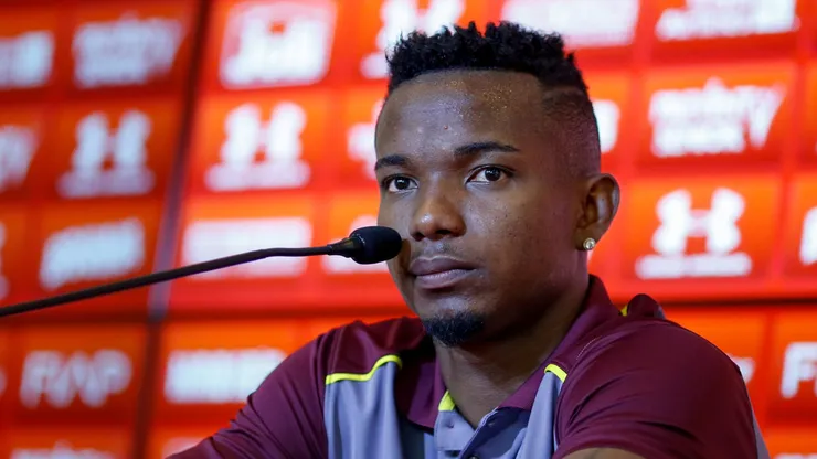 Thiago Mendes pode reforçar o Vasco.