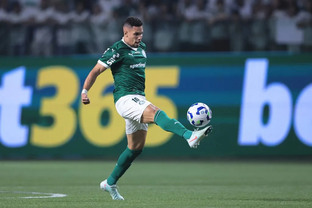 SP – SAO PAULO – 27/04/2025 – BRASILEIRO A 2025, PALMEIRAS X BAHIA – Paulinho jogador do Palmeiras durante partida contra o Bahia no estadio Arena Allianz Parque pelo campeonato Brasileiro A 2025. Foto: Ettore Chiereguini/AGIF