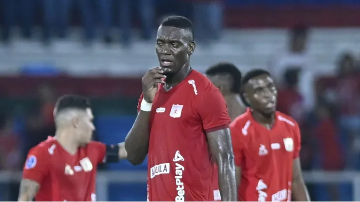 Brayan Medina está sendo analisado pelo Cruzeiro.