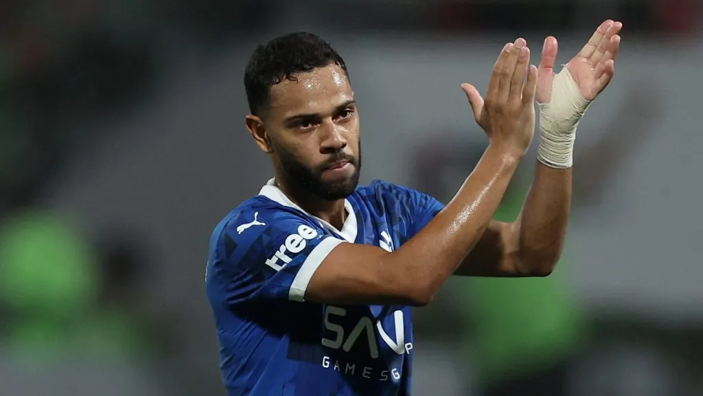 Renan Lodi, jogador do Al-Hilal. Photo by Yasser Bakhsh/Getty Images
