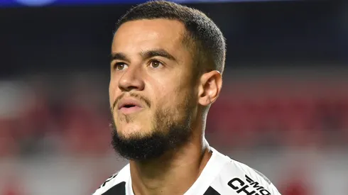 Coutinho deve seguir no Vasco.