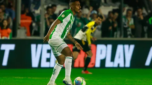 Caíque, jogador do Juventude