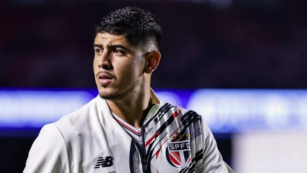 Alan Franco exige salário milionário para renovar com o São Paulo (Imagem: Fabio Giannelli/AGIF)