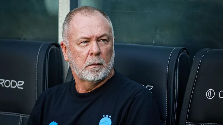 Mano Menezes sofre baixa de última hora do Grêmio. Foto: Maxi Franzoi/AGIF